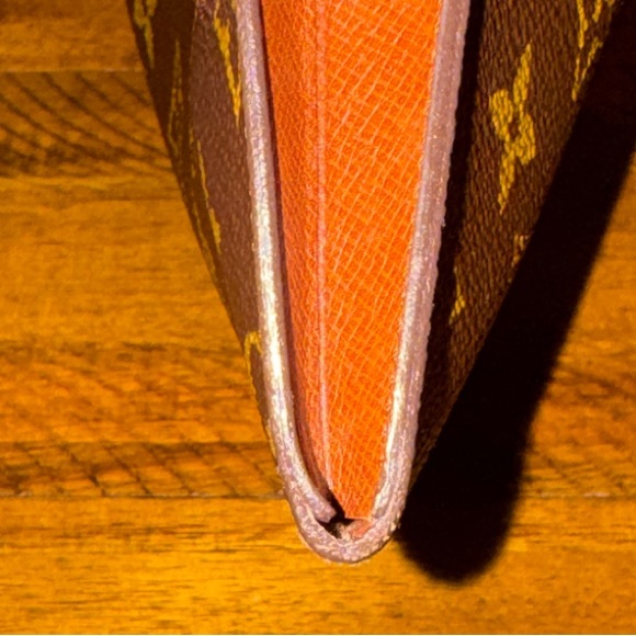 Louis Vuitton Monogram Wallet in Brown and Gold - Picture 7 of 7